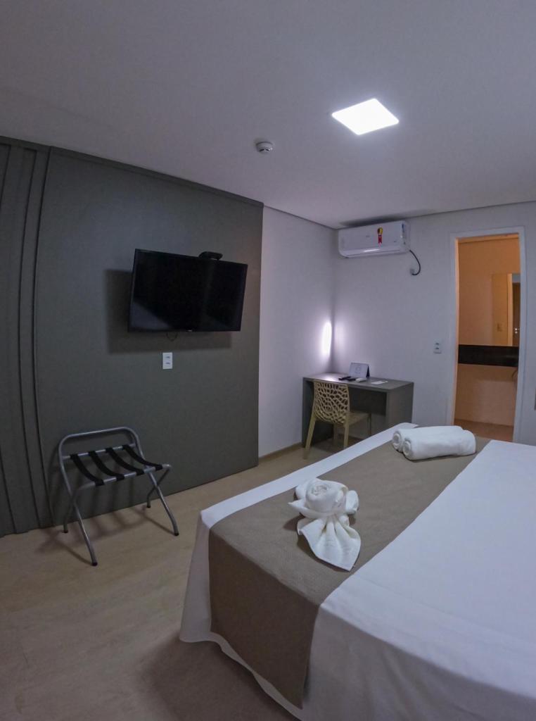 Suite,1626429509:JPEG